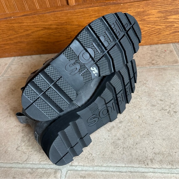 Sorel Gray Lennox Chelsea Boot Booties Waterproof Leather Size 11 - Picture 7 of 9